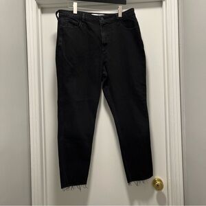 Hollister Jeans Womens 16 Black Curvy Ultra High Rise Mom Jean Raw Hem 28”Inseam